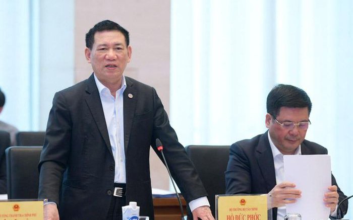 Bộ Tài chính đề nghị có chiết khấu tối thiểu cho doanh nghiệp xăng dầu bán lẻ