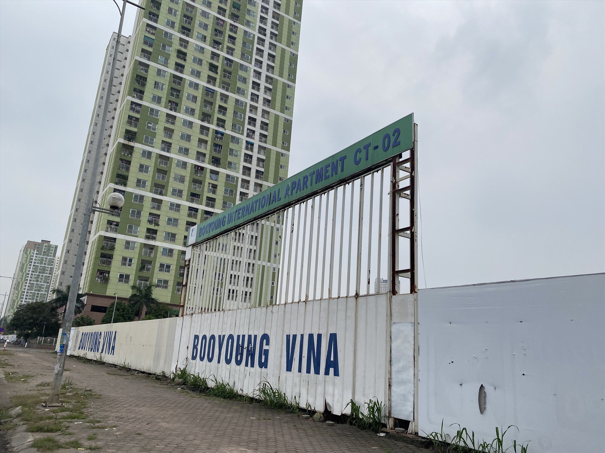 Nghịch lý người dân không có nhà ở, còn loạt chung cư nghìn tỷ bỏ hoang - Ảnh 8.