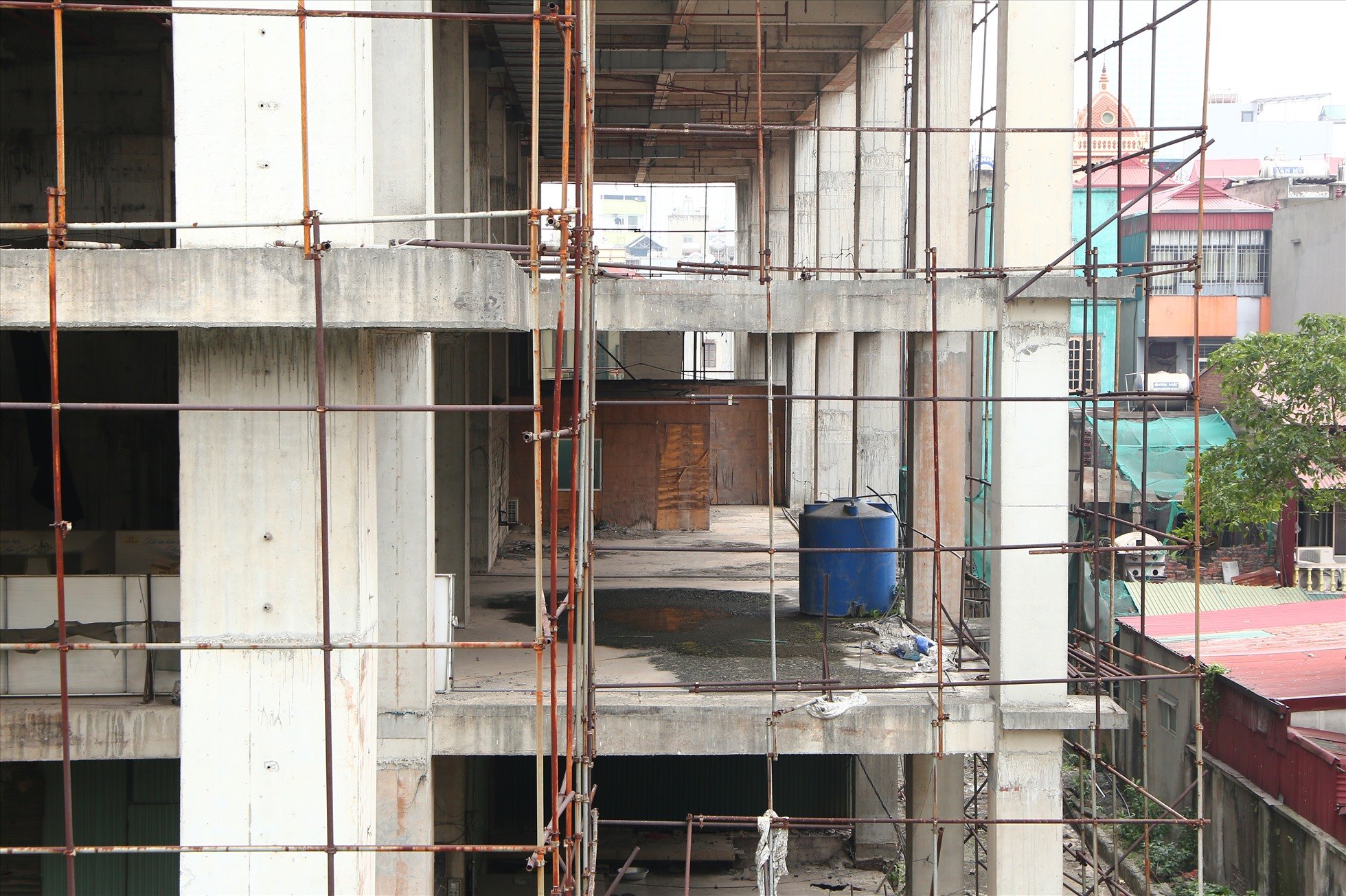 Nghịch lý người dân không có nhà ở, còn loạt chung cư nghìn tỷ bỏ hoang - Ảnh 20.