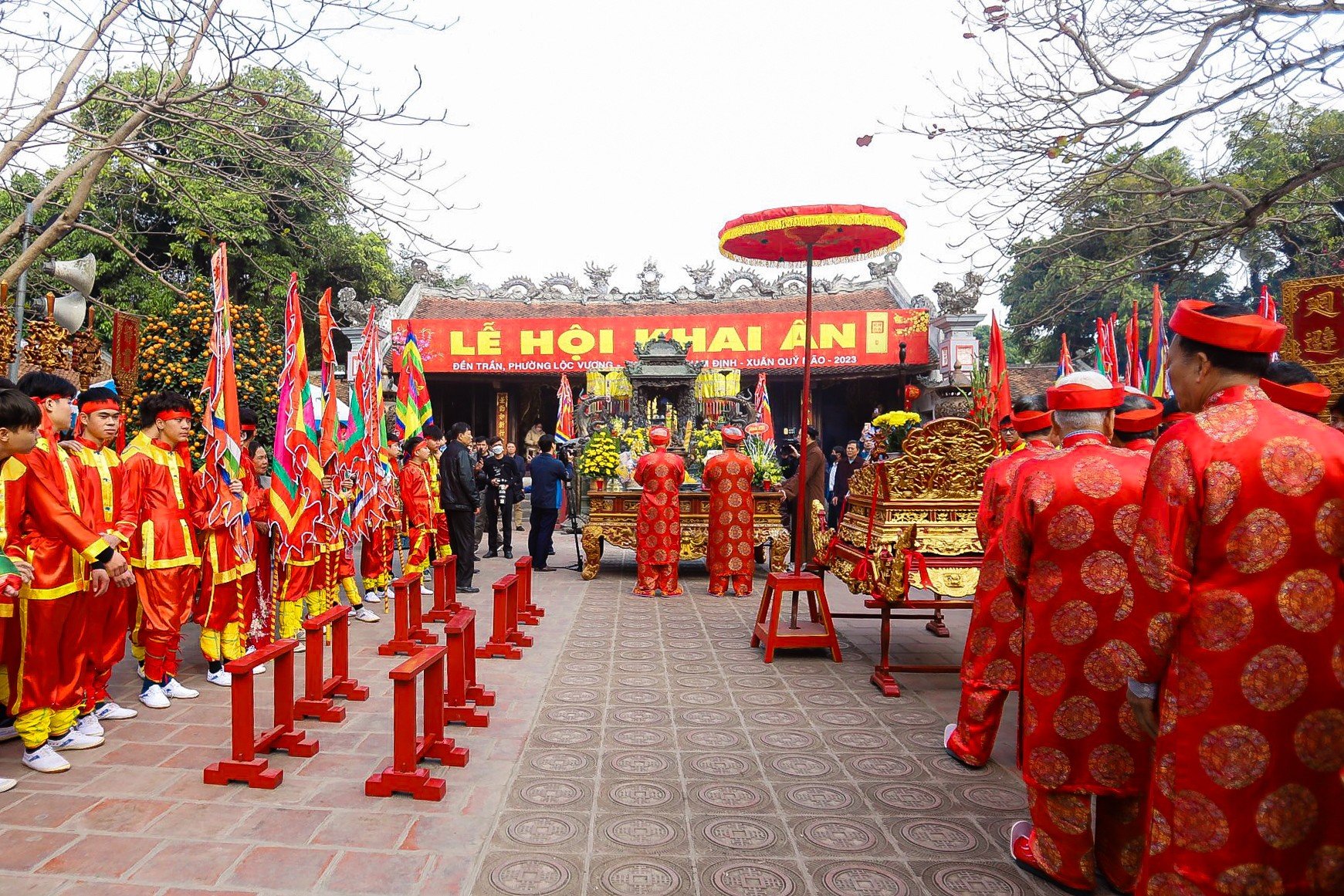 Nghi lễ mở màn Lễ hội khai ấn đền Trần 2023 - Ảnh 5.