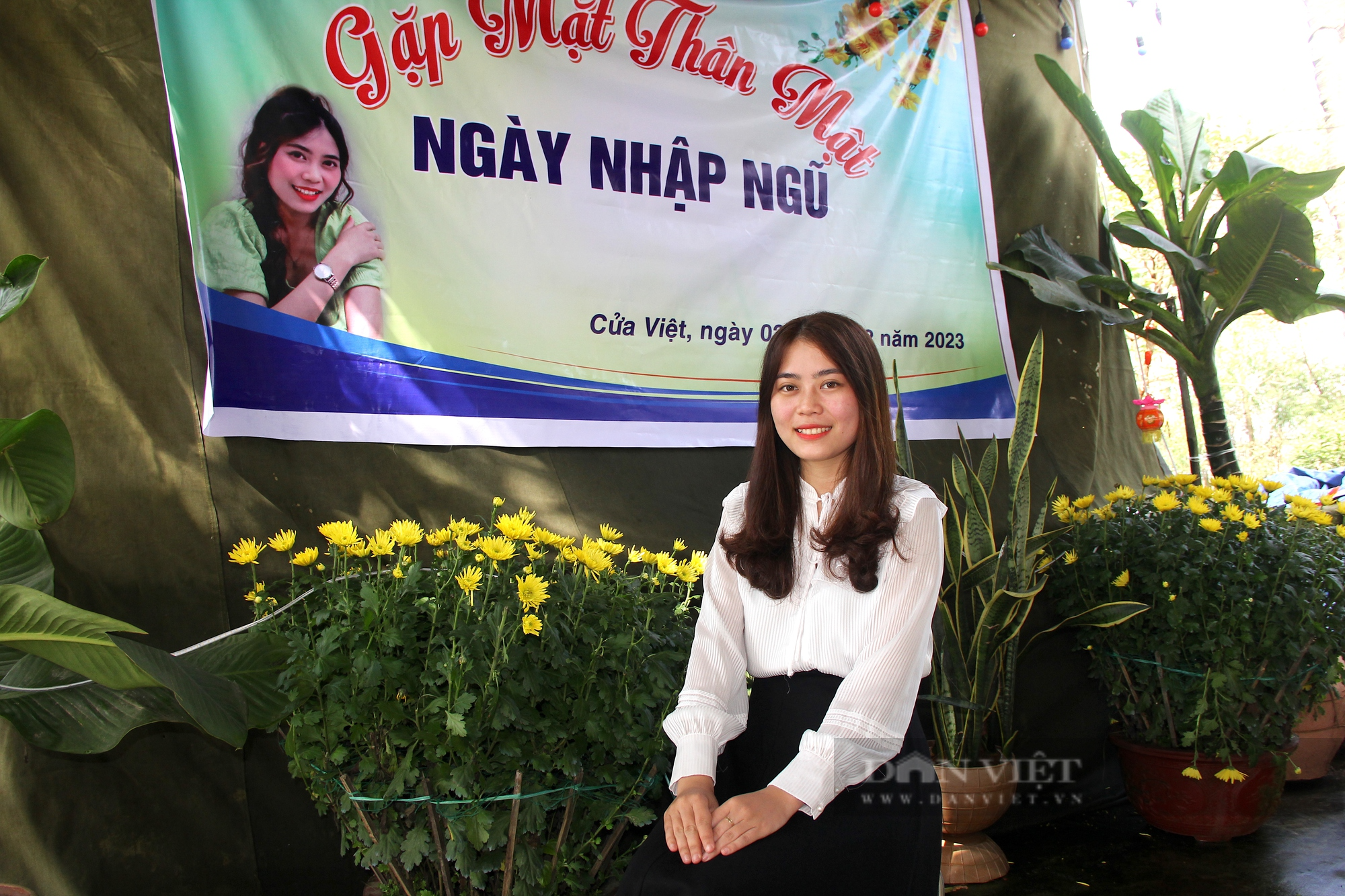 Thiếu nữ Quảng Trị phấn khởi khi được gọi vào quân ngũ - Ảnh 1.