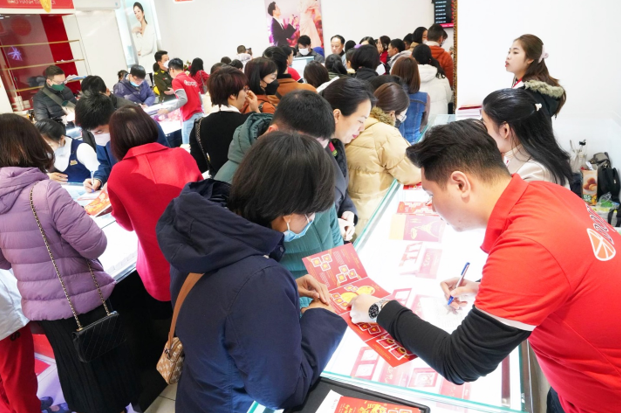 Tập đoàn DOJI đạt doanh thu kỷ lục trong dịp Thần Tài 2023 - Ảnh 11. Tập đoàn DOJI đạt doanh thu kỷ lục trong dịp Thần Tài 2023 - Ảnh 11.