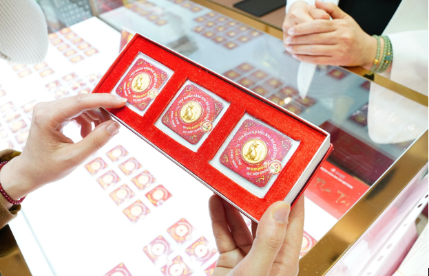 Tập đoàn DOJI đạt doanh thu kỷ lục trong dịp Thần Tài 2023 - Ảnh 2. Tập đoàn DOJI đạt doanh thu kỷ lục trong dịp Thần Tài 2023 - Ảnh 2.
