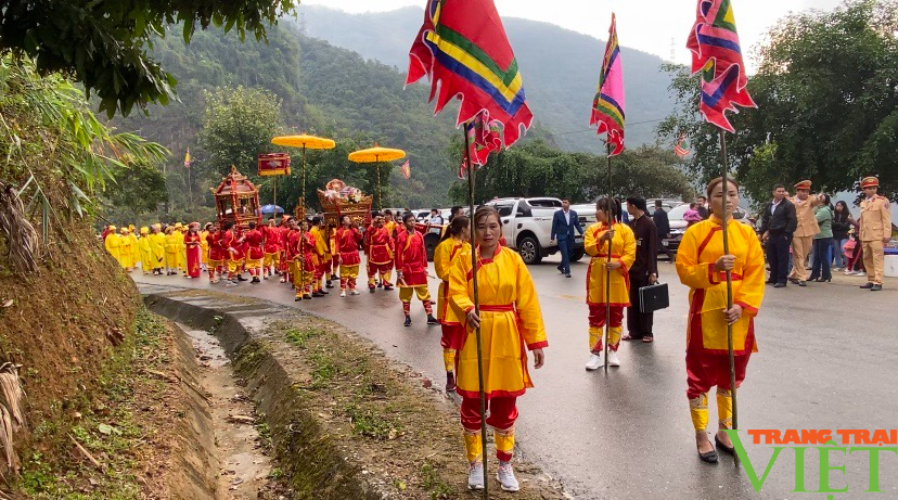 Lai Châu: Lễ hội đền thờ vua Lê Thái Tổ  - Ảnh 4.