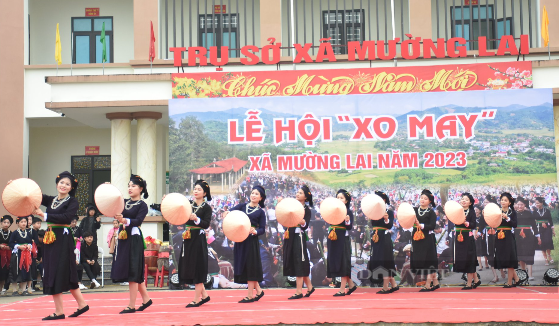 Hàng nghìn người dân đổ về “Xo may” ở Lục Yên, Yên Bái - Ảnh 4.