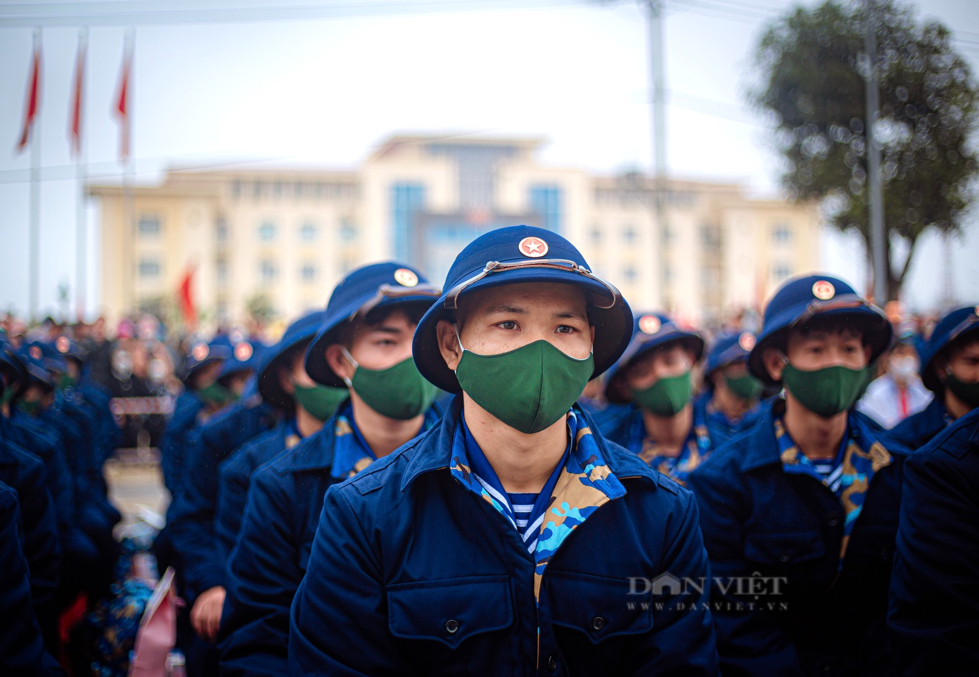 Quảng Bình: Hơn 1.000 thanh niên lên đường nhập ngũ, nhiều tân binh là người Bru - Vân Kiều - Ảnh 2.