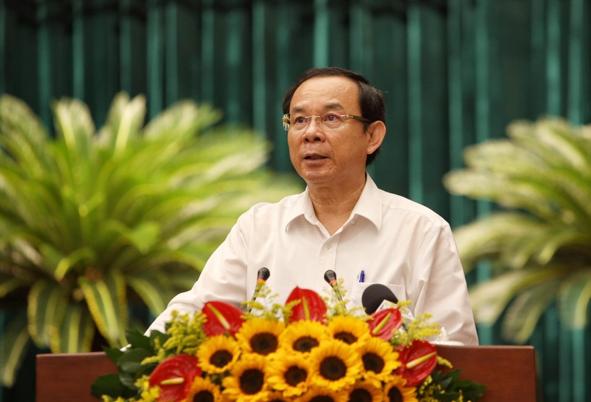 Bí thư TP.HCM: ChatGPT sẽ tác động hai mặt đến báo chí - Ảnh 1.