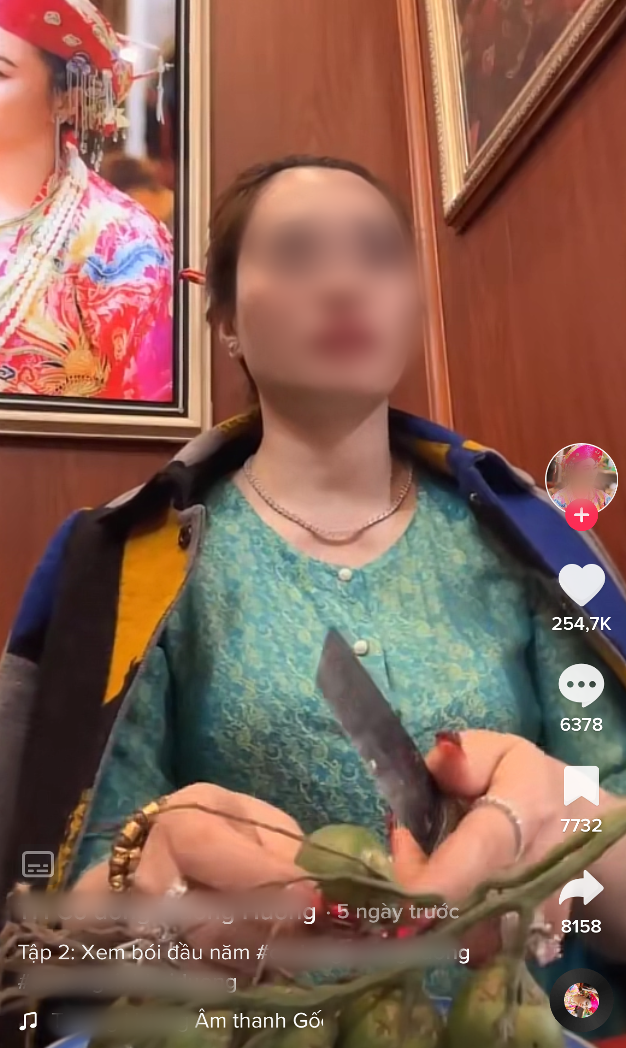 Vụ cô đồng bổ cau &quot;đúng nhận sai cãi&quot; gây xôn xao ở Hải Dương: Lãnh đạo TX Kinh Môn vào cuộc xác minh - Ảnh 3.