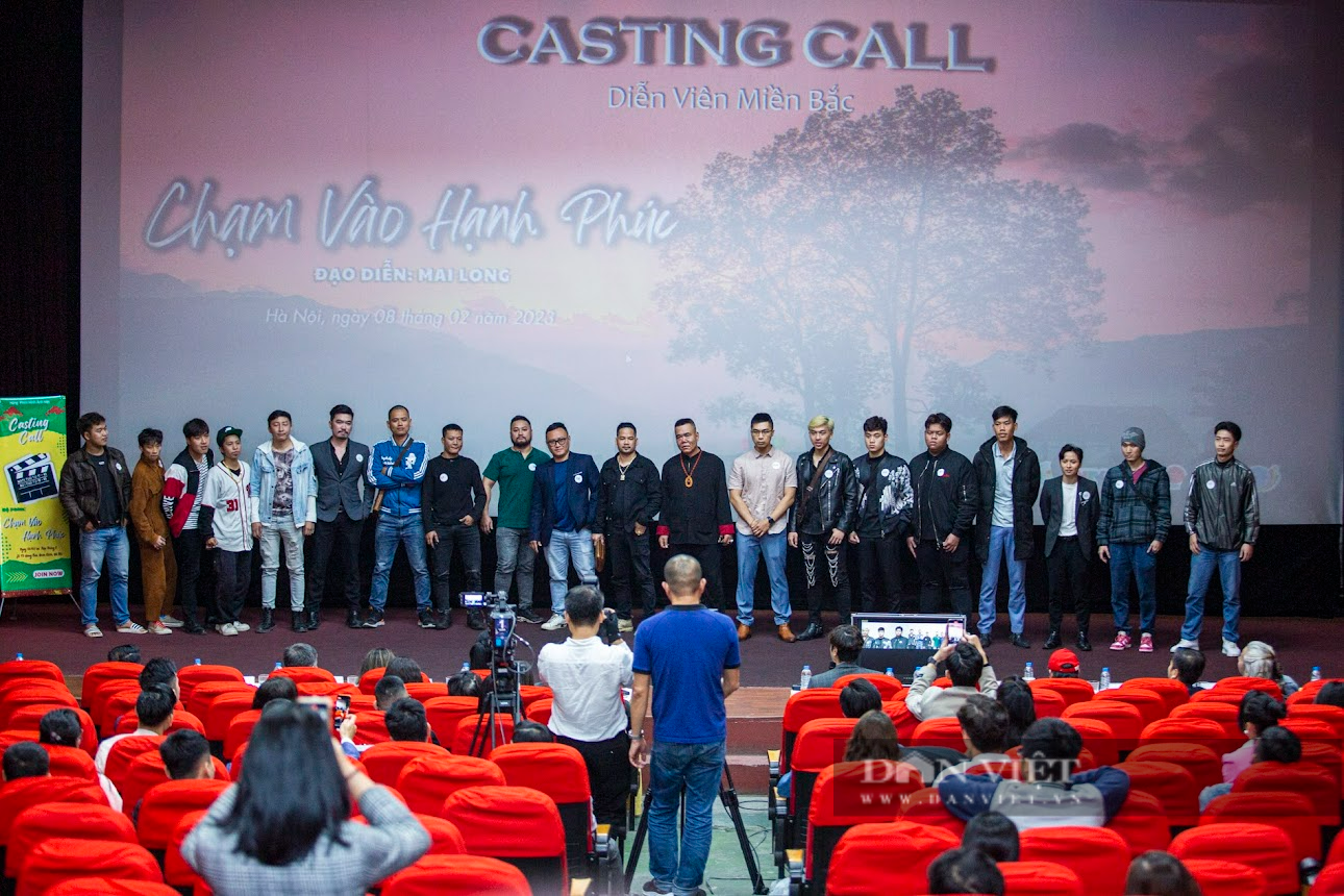 Dàn diễn viên gạo cội đội mưa tham gia casting &quot;Chạm vào hạnh phúc&quot; - Ảnh 4.