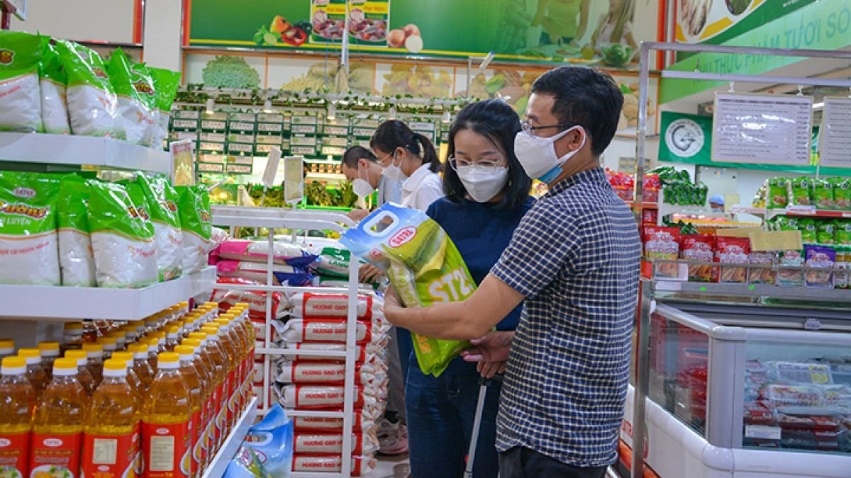 Một “ông lớn” bán lẻ tại TP.HCM kiếm 1,3 tỷ USD, vượt xa nhiều đại gia khác - Ảnh 2.