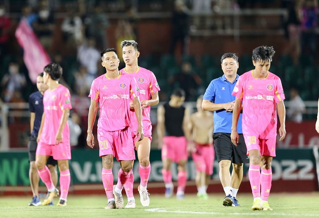 Hết tiền, Sài Gòn FC chuyển giao để giữ chỗ dự giải hạng Nhất 2023? - Ảnh 1.