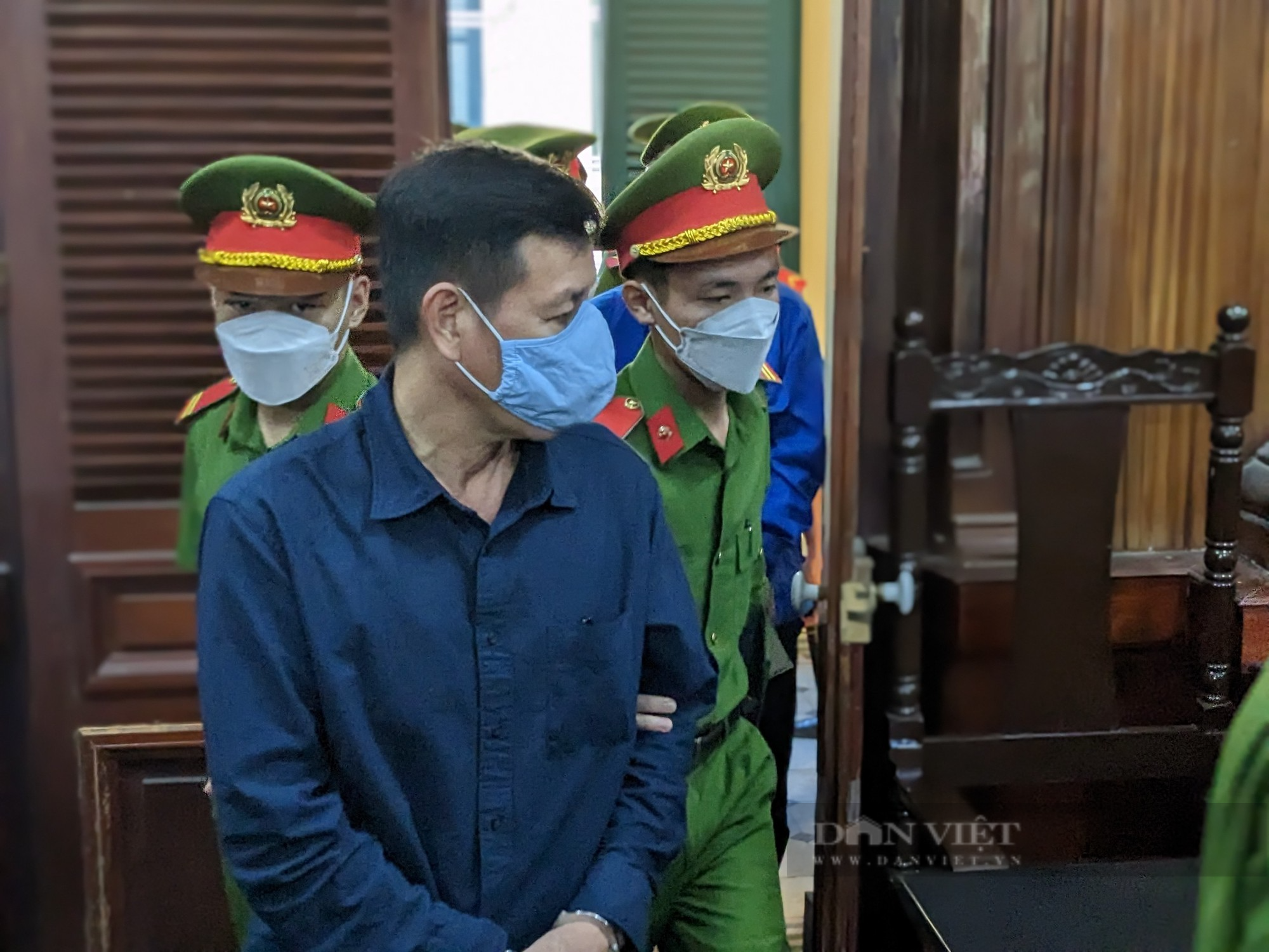 “Bà trùm” Hoàng Thị Thúy Nga dã sử dụng những thủ đoạn như thế nào khiến nhiều lãnh đạo các tỉnh thành “ngã ngựa”? - Ảnh 3.