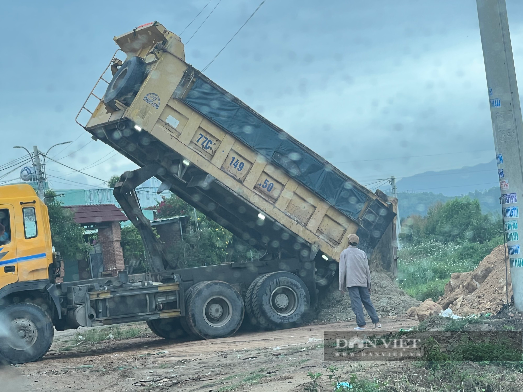 Bất thường nguồn đất san lấp dự án Nhà nước hơn 14 tỷ đồng tại Bình Định - Ảnh 1.