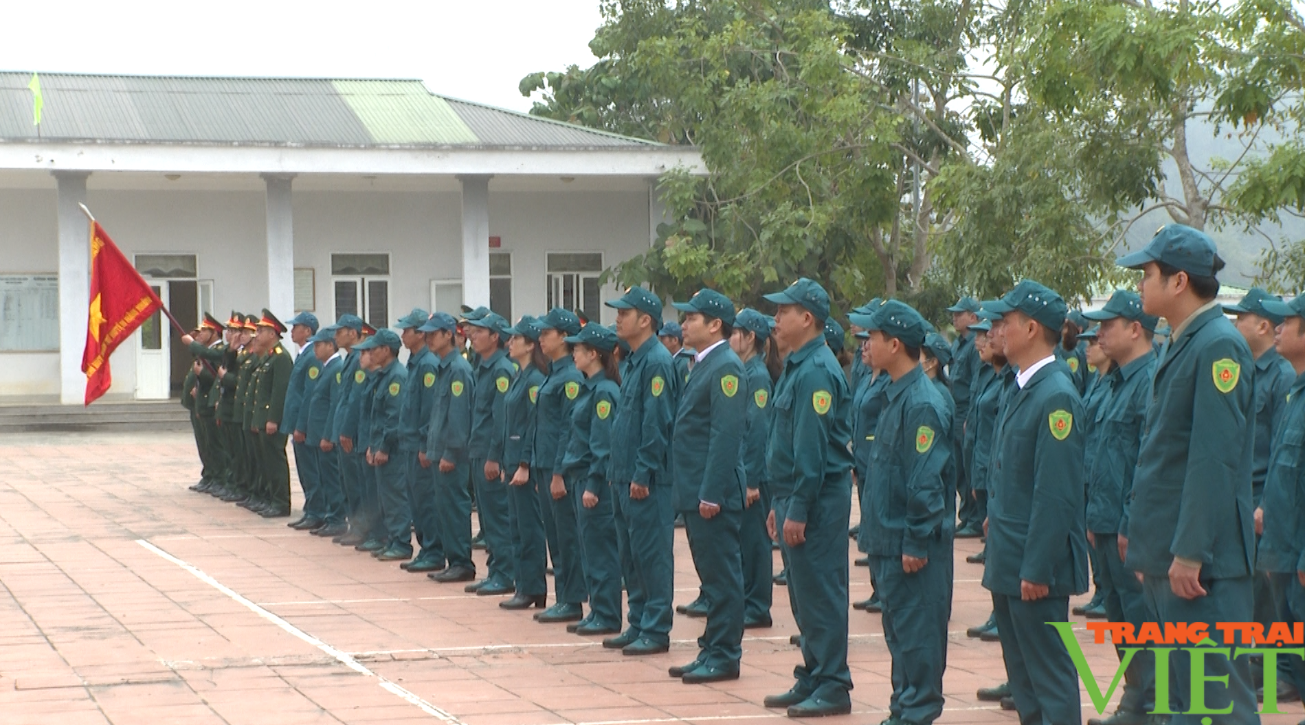 Xây dựng thế trận quốc phòng toàn dân vững mạnh ở biên giới Nậm Nhùn - Ảnh 4.