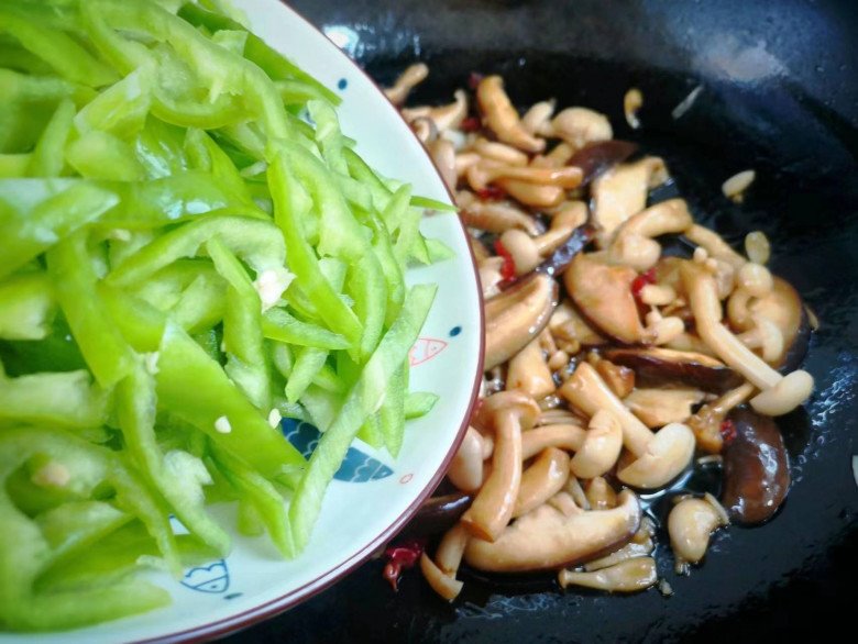Là rau nhưng siêu giàu vitamin D, đem xào thế này ăn rất ngon, giảm nguy cơ mắc bệnh ung thư - Ảnh 5.