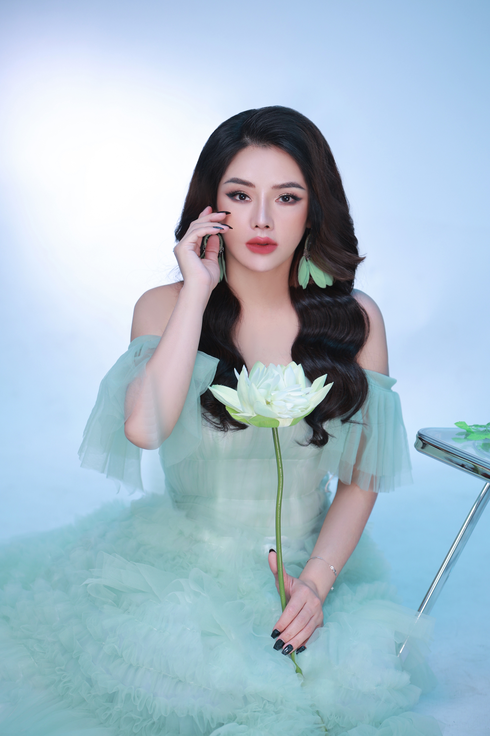 “Mỹ nhân bolero” Tô Ngọc Hà: “Tôi có thể “biến ảo” giọng hát” - Ảnh 1.