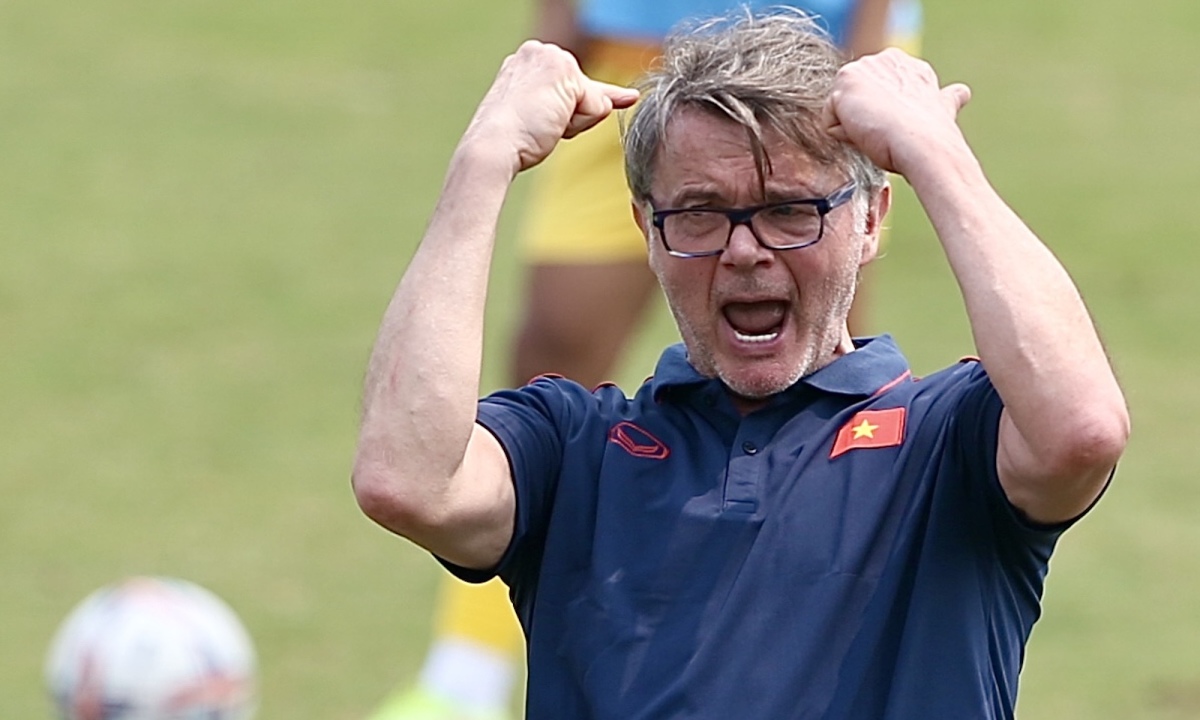 Tin sáng (12/3): Để ĐT Việt Nam dự World Cup, HLV Troussier đã làm 2 điều gì? - Ảnh 1.