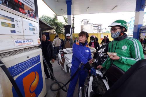 Quỹ bình ổn giá xăng dầu Petrolimex tăng lên 2.290 tỷ đồng - Ảnh 1.