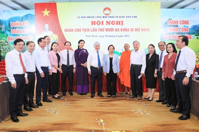 Bộ Chính trị, Ban Bí thư sẽ giới thiệu nhân sự để hiệp thương cử chức danh tại Ủy ban Trung ương MTTQVN - Ảnh 1.