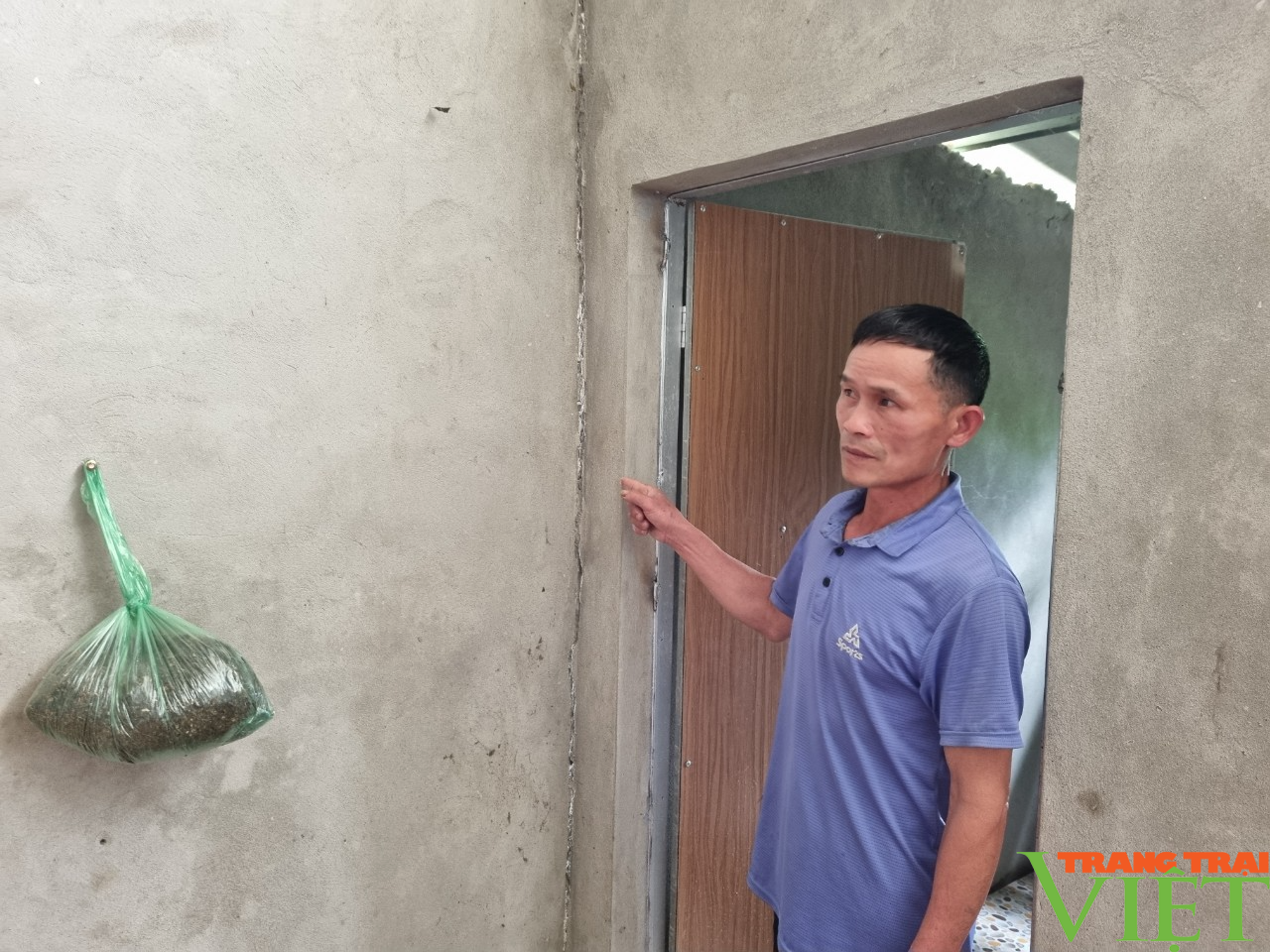 Hòa Bình: Người dân bức xúc khi doanh nghiệp mượn sổ đỏ nhiều năm chưa trả - Ảnh 2. Hòa Bình: Người dân bức xúc khi doanh nghiệp mượn sổ đỏ nhiều năm chưa trả - Ảnh 2.