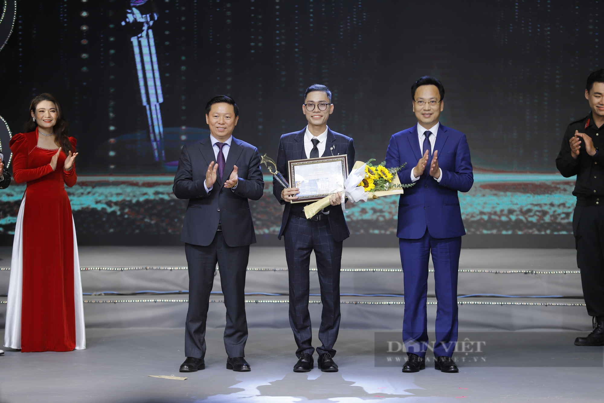 Hình ảnh Lễ trao giải cuộc thi &quot;Tiếng hát người làm báo mở rộng&quot; năm 2023 - Ảnh 10.