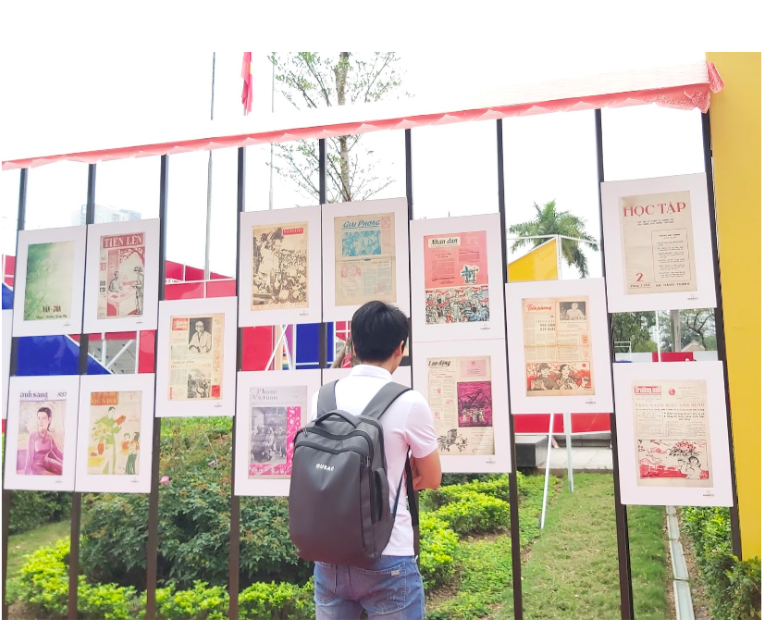 Hội Báo toàn quốc 2023: Hoài niệm sắc xuân đất nước hơn 100 năm - Ảnh 14.