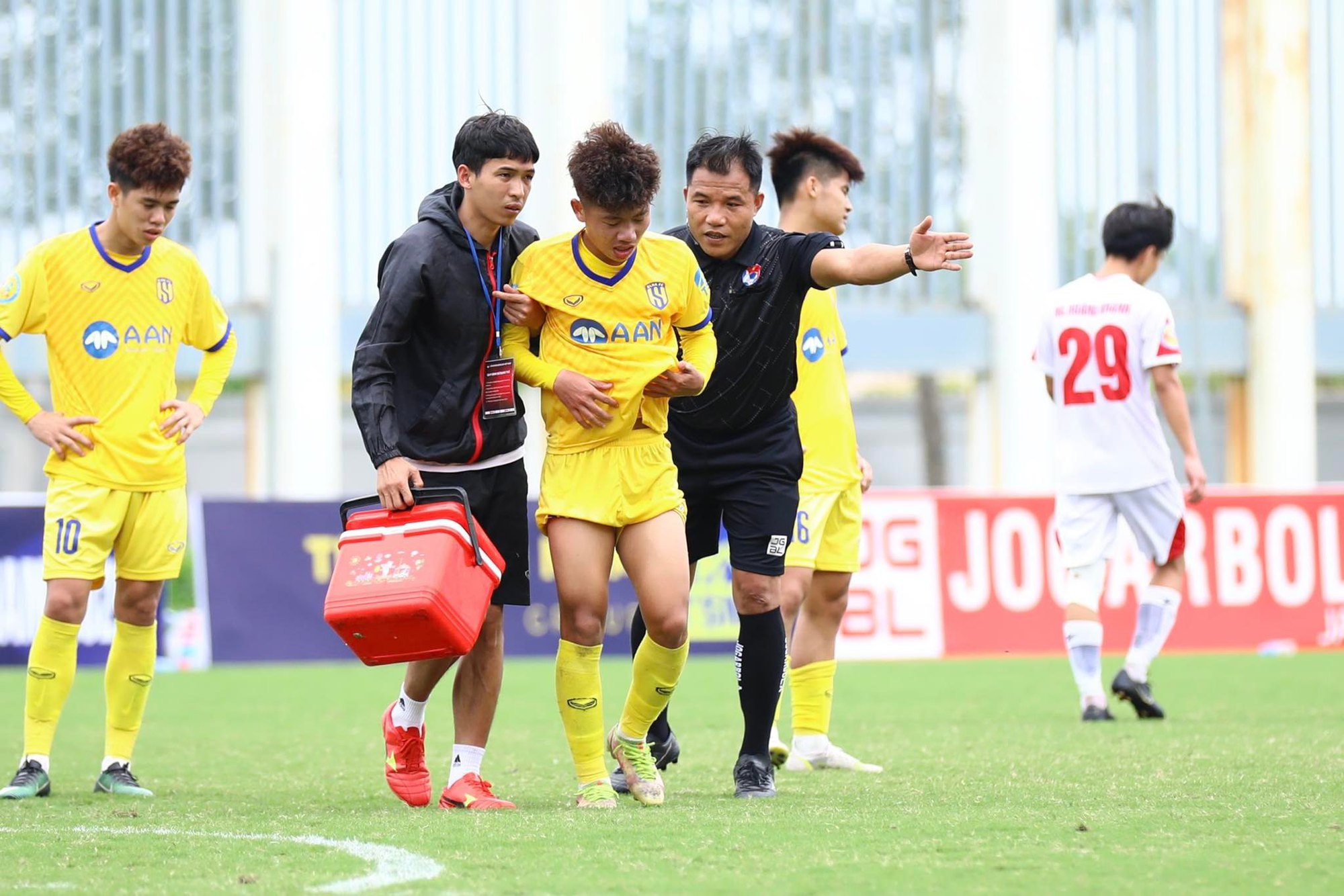 U17 Viettel giành chiến thắng nghẹt thở trước U17 SLNA   - Ảnh 5.