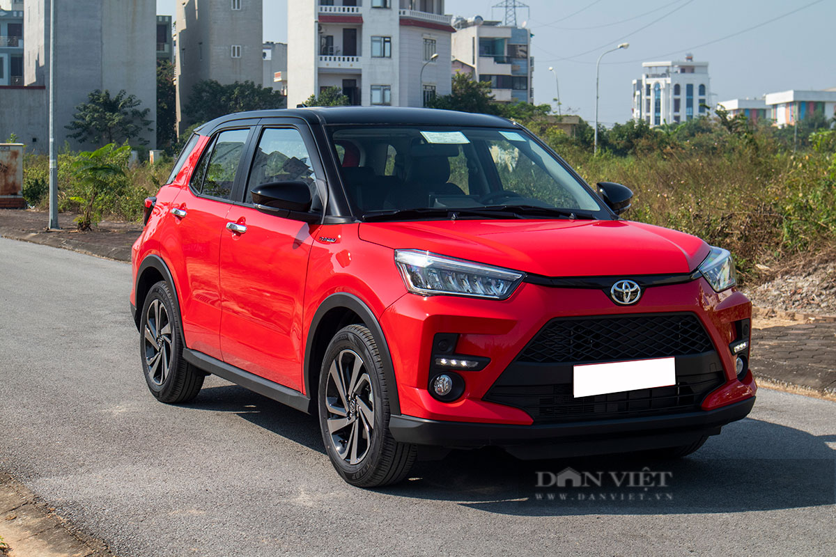 Chi phí &quot;nuôi&quot; Toyota Raize 2023 mà người dùng cần biết, động cơ nhỏ liệu có tiết kiệm nhiên liệu - Ảnh 1.