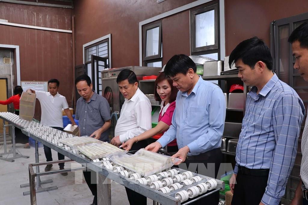 Hòa Bình xuất khẩu lô hàng mía tươi đầu tiên sang Hoa Kỳ - Ảnh 2.