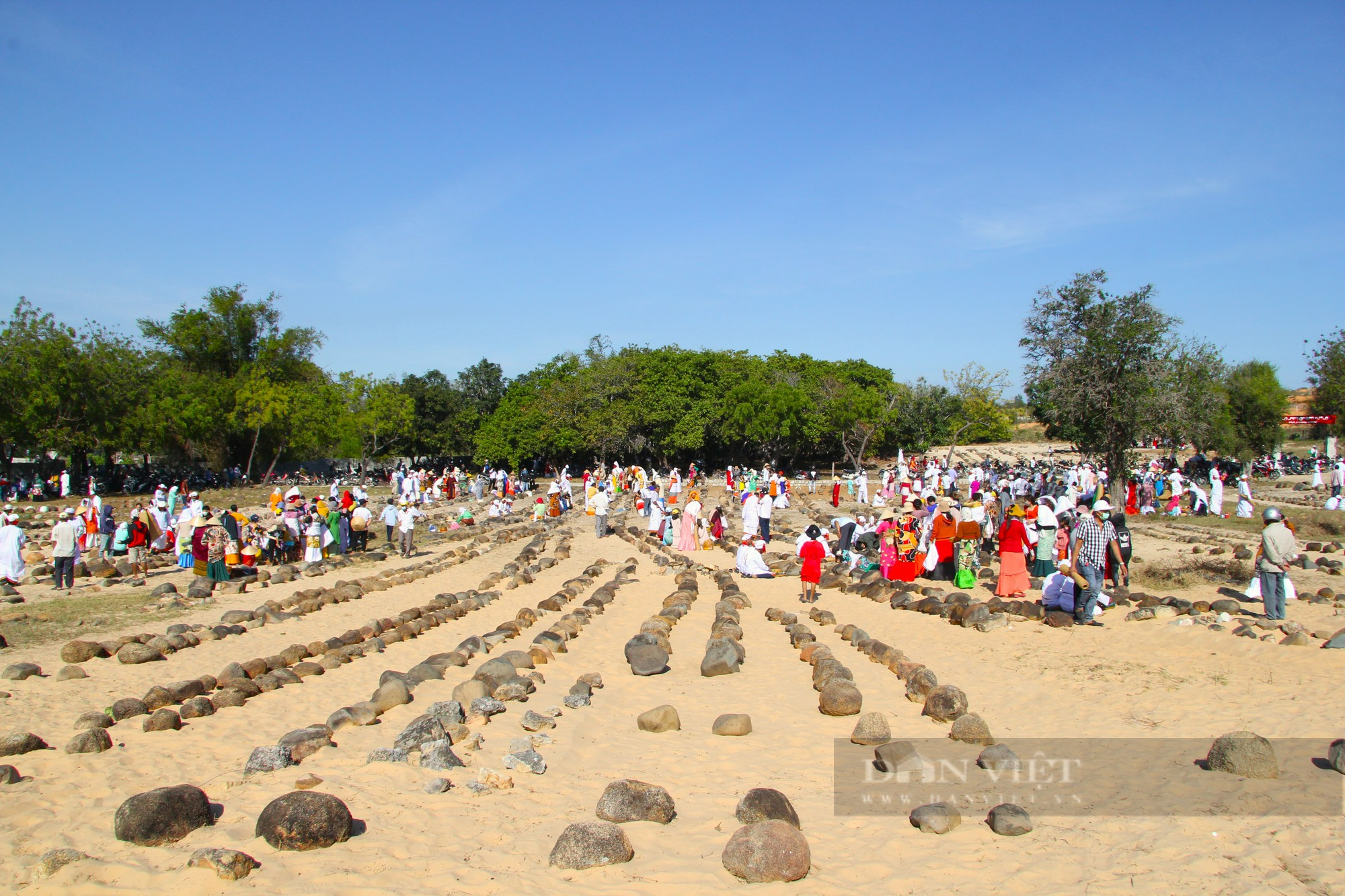 Người Chăm Bà Ni và Islam ở Ninh Thuận tưng bừng đón tết Ramuwan - Ảnh 1.