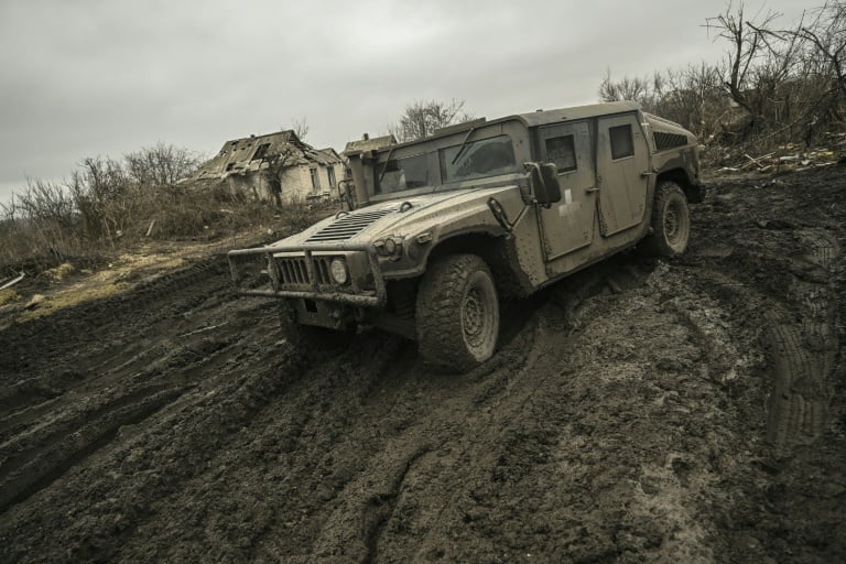 Bật mí về kẻ thù chung của lính Nga và Ukraine ở miền đông Donbass - Ảnh 1.
