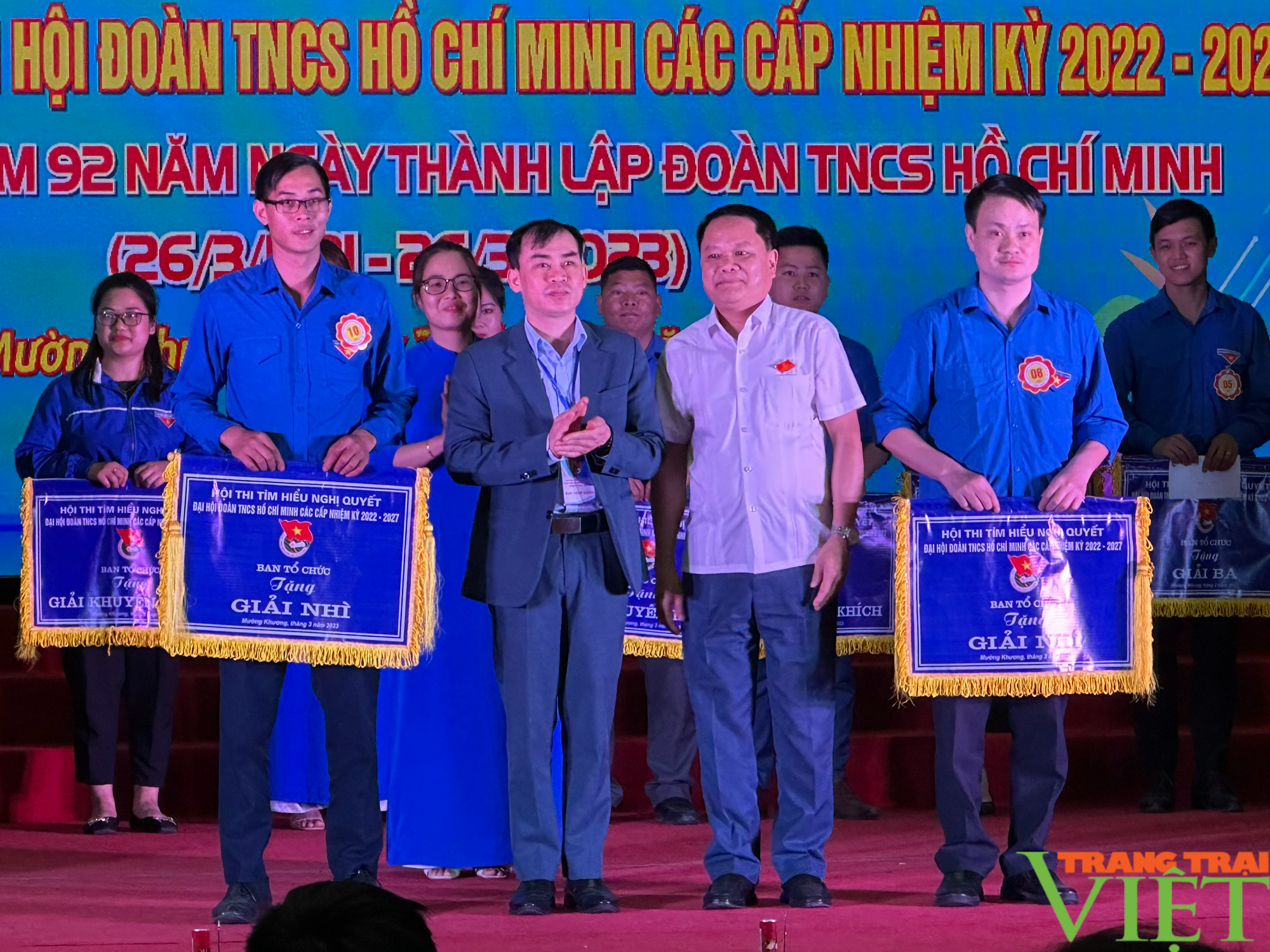 Huyện biên giới Lào Cai: Hội thi tìm hiểu Nghị quyết Đại hội Đoàn TNCS Hồ Chí Minh các cấp - Ảnh 3. Huyện biên giới Lào Cai: Hội thi tìm hiểu Nghị quyết Đại hội Đoàn TNCS Hồ Chí Minh các cấp - Ảnh 3.