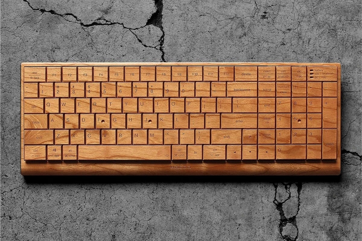 Bàn phím cơ Nhật Bản làm từ gỗ nguyên khối, giá 750 USD - Ảnh 1.