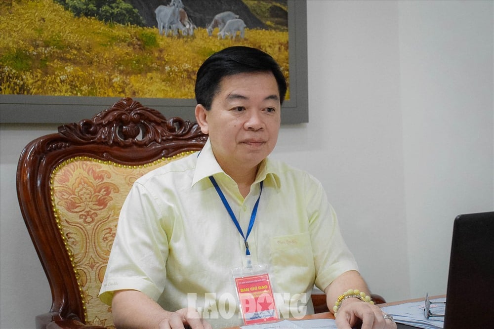Phó chủ tịch UBND Tỉnh Hòa Bình: Sẽ xử lý nghiêm hành vi côn đồ, cản trở báo chí tác nghiệp - Ảnh 1.