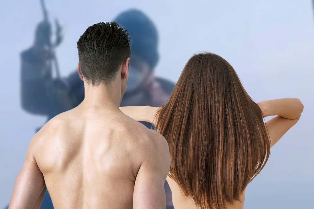 Khách khỏa thân trong khách sạn 5 sao &quot;chết đứng&quot; khi bị nhìn thấy - Ảnh 1.