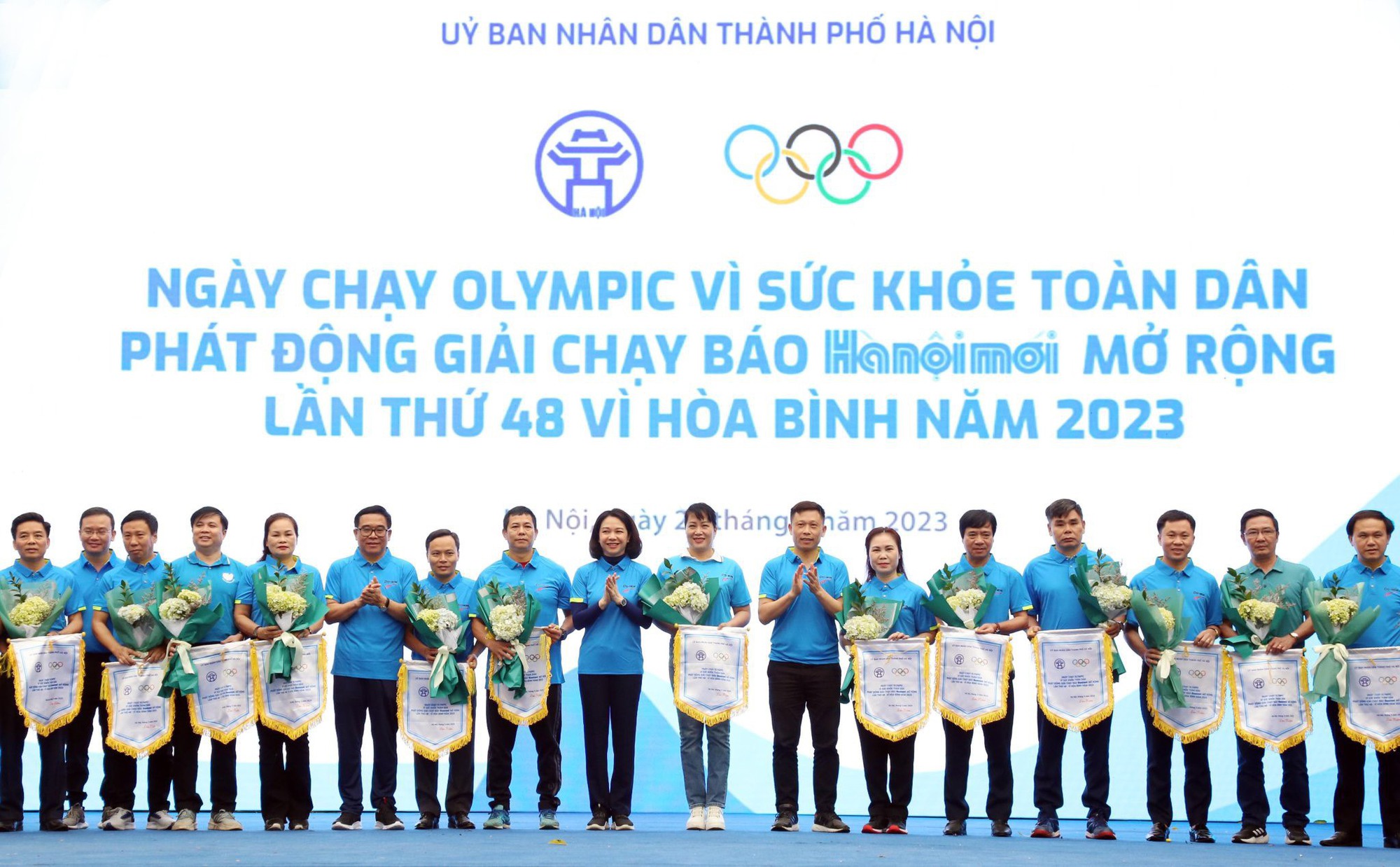 Sôi động giải chạy Báo Hà Nội Mới mở rộng lần thứ 48  - Ảnh 2.