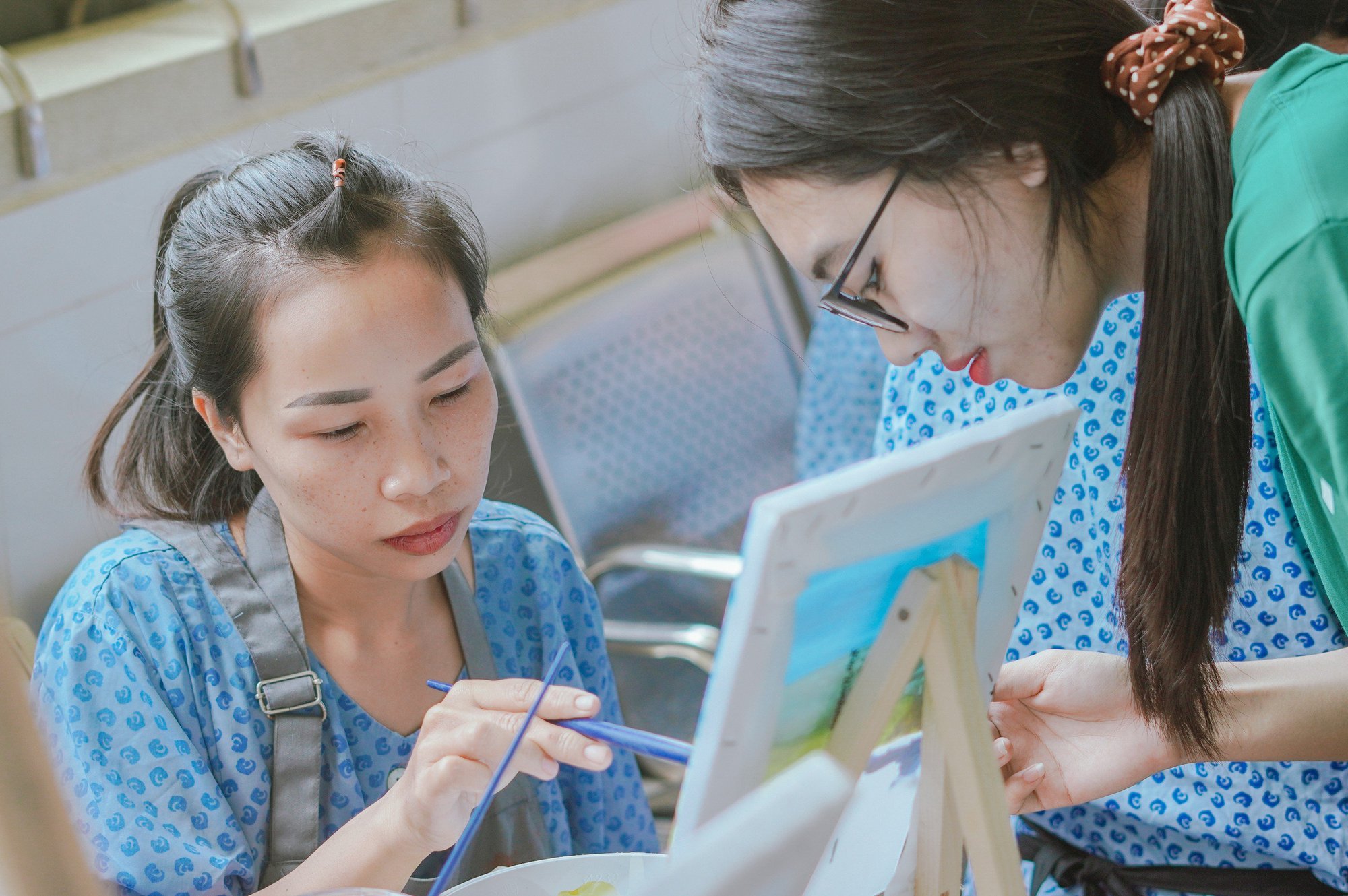 Cùng bệnh nhân ung thư &quot;vượt qua bóng tối&quot; - Ảnh 9.