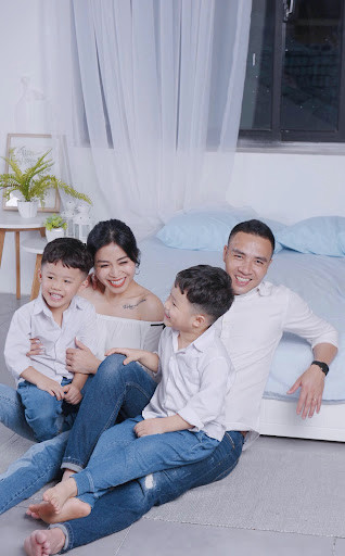 Mang thai lần 2, MC Hoàng Linh bật mí khoảnh khắc thú vị khi ông xã thấy hình ảnh siêu âm em bé - Ảnh 6.
