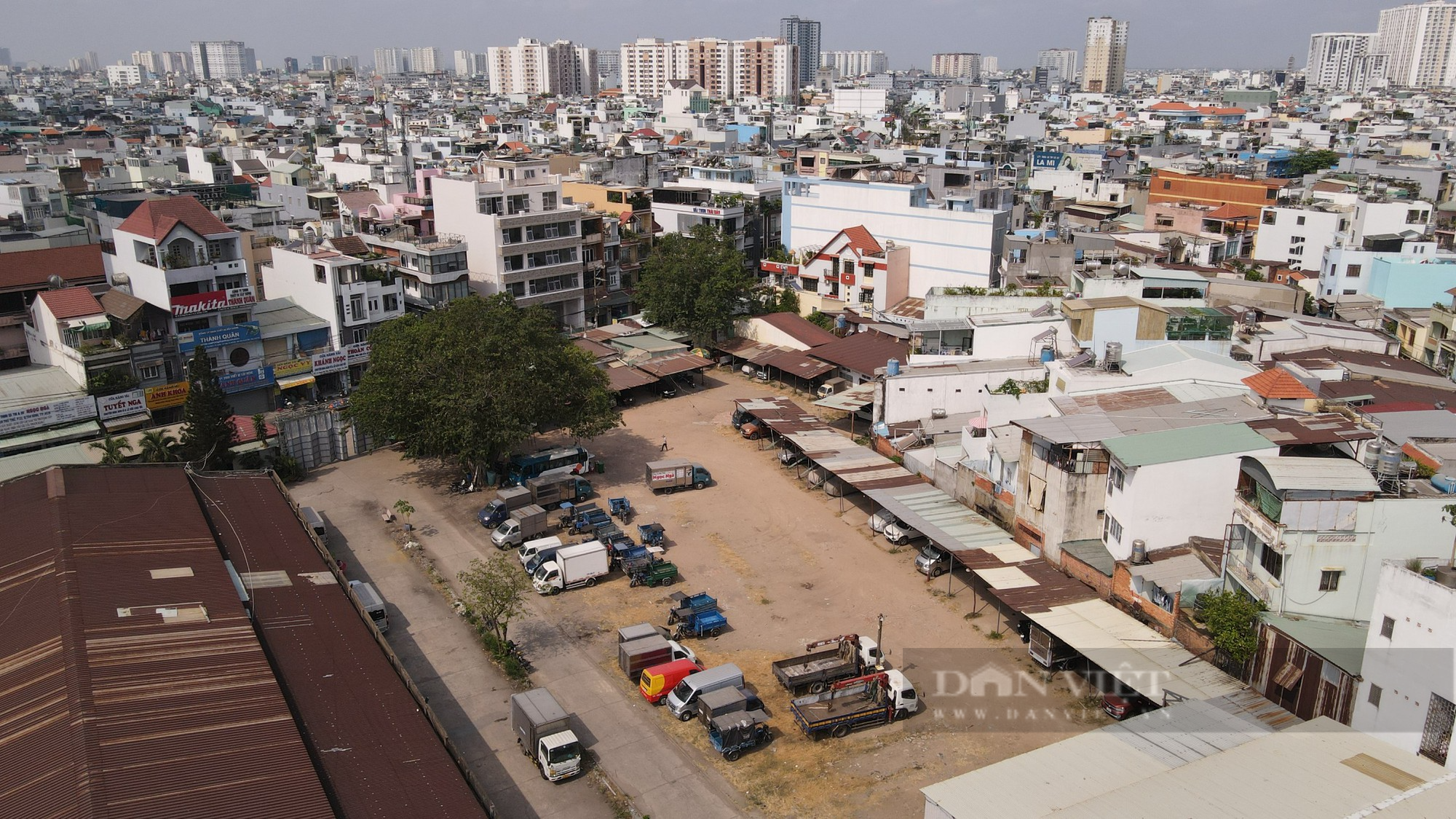 Hiện trạng khu đất hơn 12.000 m2 sử dụng sai mục đích bị UBND TP.HCM yêu cầu thu hồi - Ảnh 1.