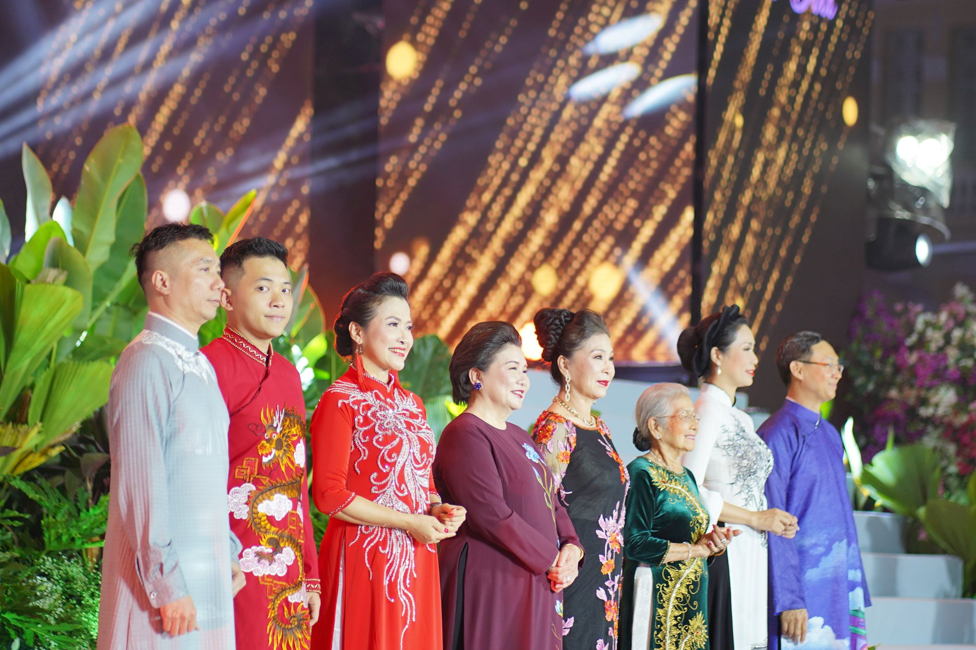 Những con số đặc biệt sau một tháng Lễ hội áo dài TP.HCM 2023 - Ảnh 8.