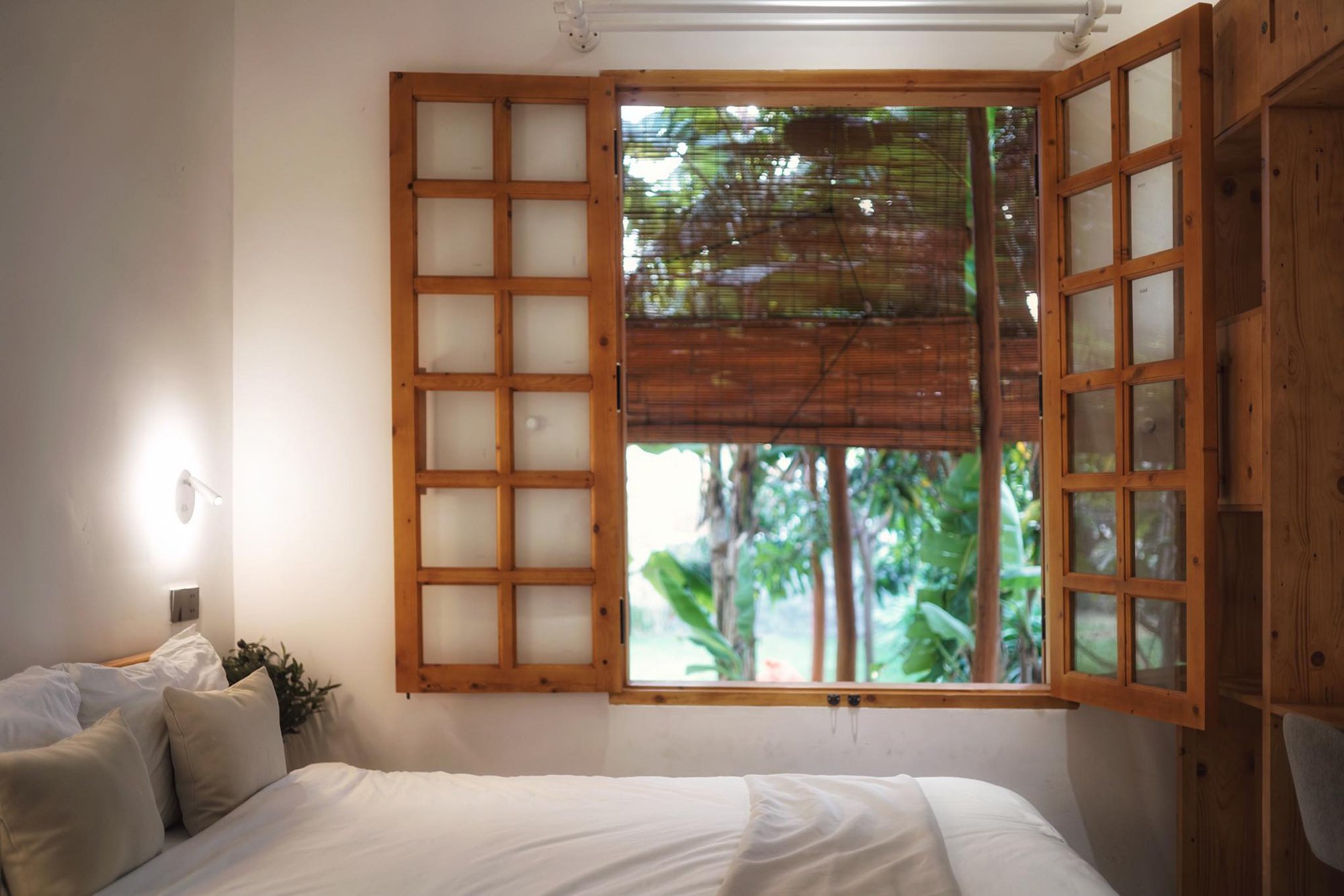 Ấn tượng ngôi nhà vườn xanh mướt rộng 1.900m2 con trai dành tặng mẹ - Ảnh 10.