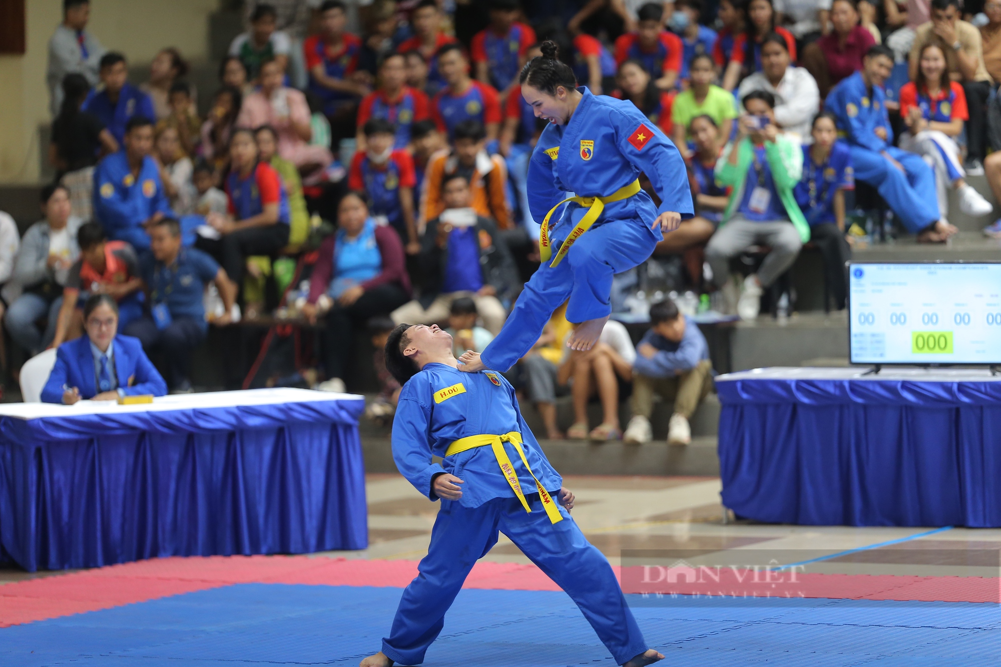 Vượt qua Việt Nam, Campuchia giành ngôi đầu Giải Vovinam Đông Nam Á 2023 - Ảnh 1.
