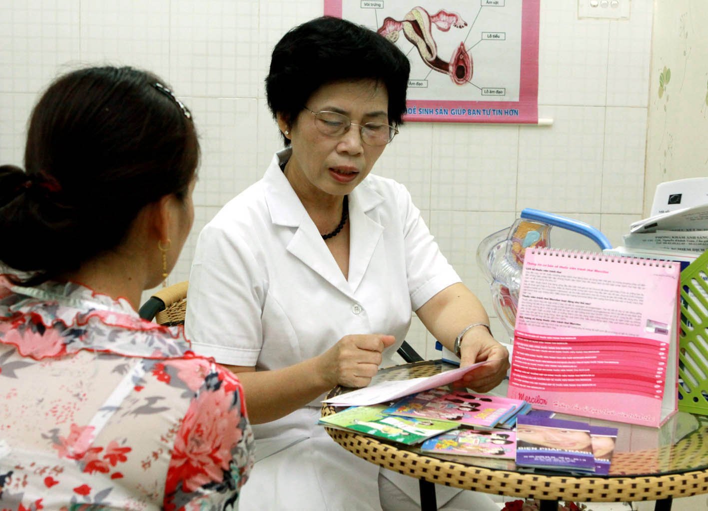 Làm mẹ từ thuở còn thơ (kỳ cuối): Giáo dục giới tính không chỉ dạy về tình dục - Ảnh 1.