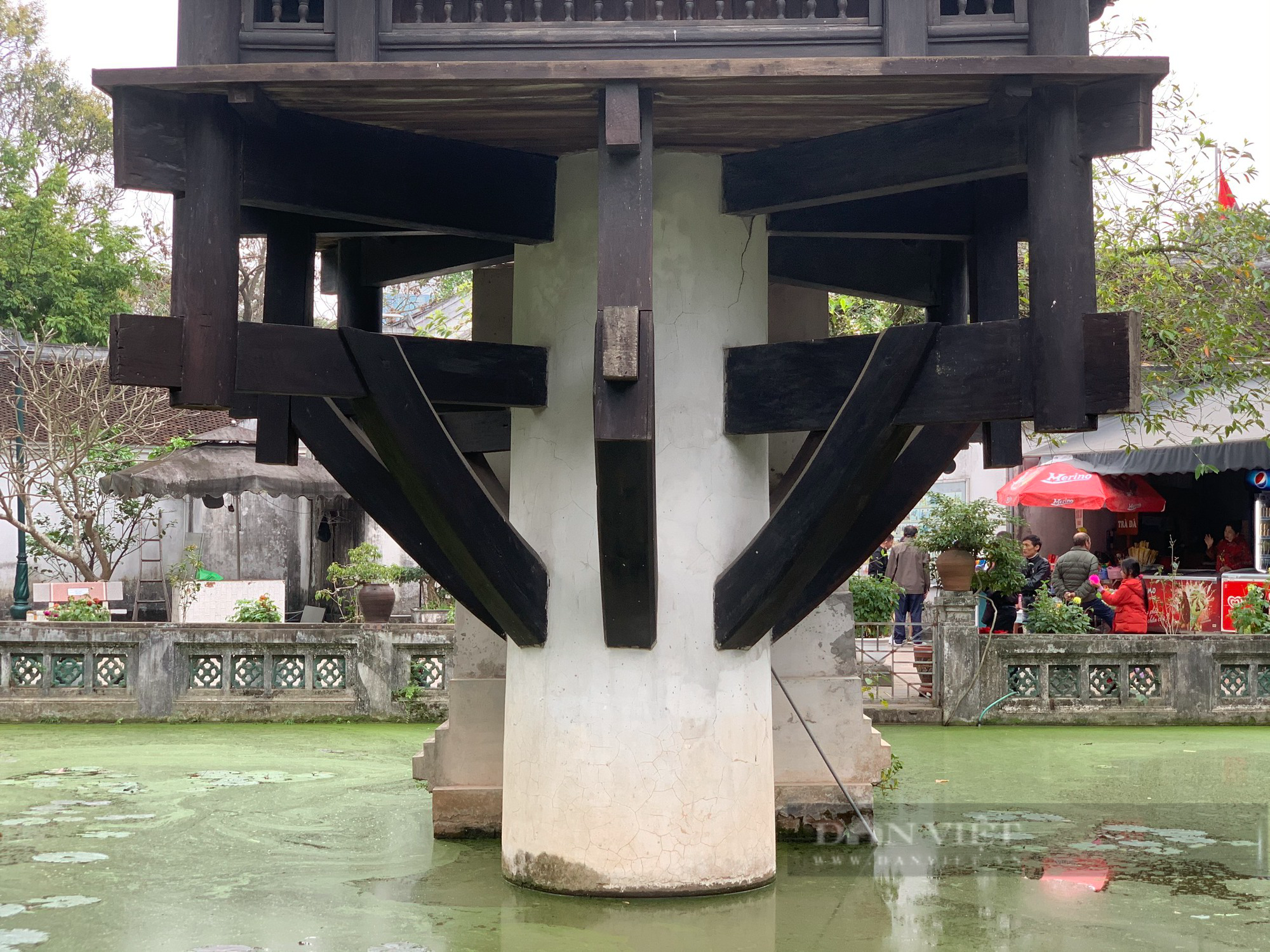 Khám phá công trình nghìn năm tuổi với lối kiến trúc độc đáo “có một không hai” ở Thủ đô - Ảnh 4.
