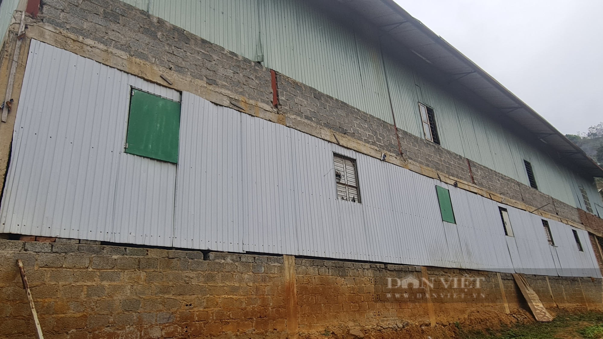 Yên Bái: Thiếu phòng học, học sinh phải xuống nhà kho học bài - Ảnh 4.
