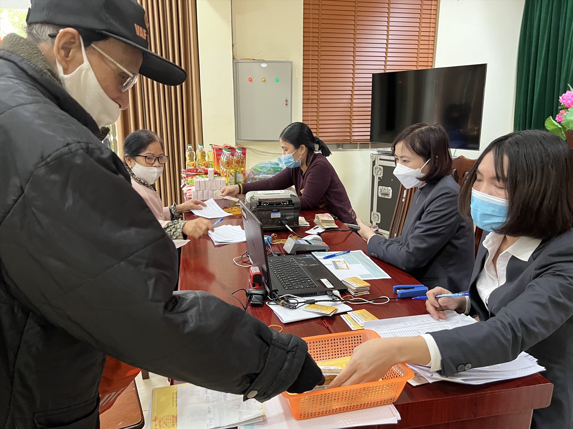Nguồn kinh phí để thực hiện tăng lương hưu cao nhất 20,8% theo đề xuất - Ảnh 1.