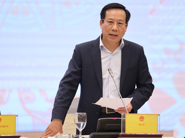 Thiếu thuốc, vật tư, thiết bị y tế ở nhiều bệnh viện, Bộ Y tế nói gì? - Ảnh 1.