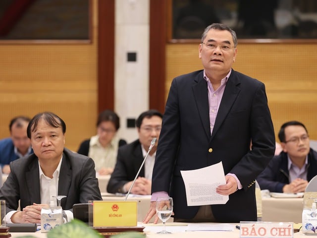 Bộ Công an: Con số bị can trong sai phạm tại các trung tâm đăng kiểm chắc chắn sẽ không dừng lại  - Ảnh 1.