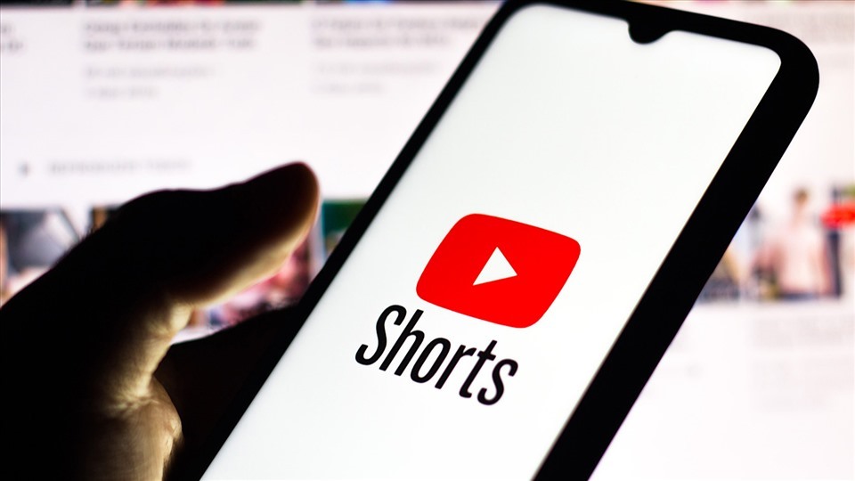 Thu nhập trên Youtube của nhà sáng tạo nội dung bị Google khấu trừ thuế - Ảnh 1.