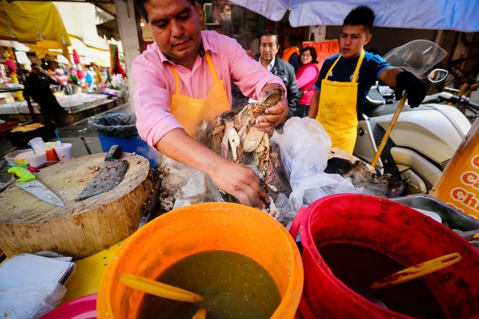 Khu chợ ẩm thực mới nhìn thôi đã muốn lao vào thưởng thức - Ảnh 5.